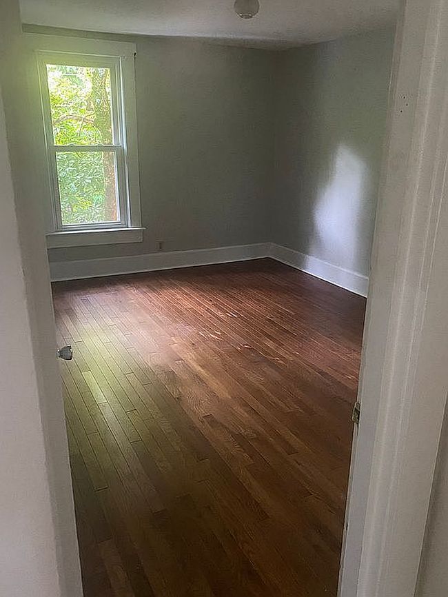 Image of 29 N Shafer St