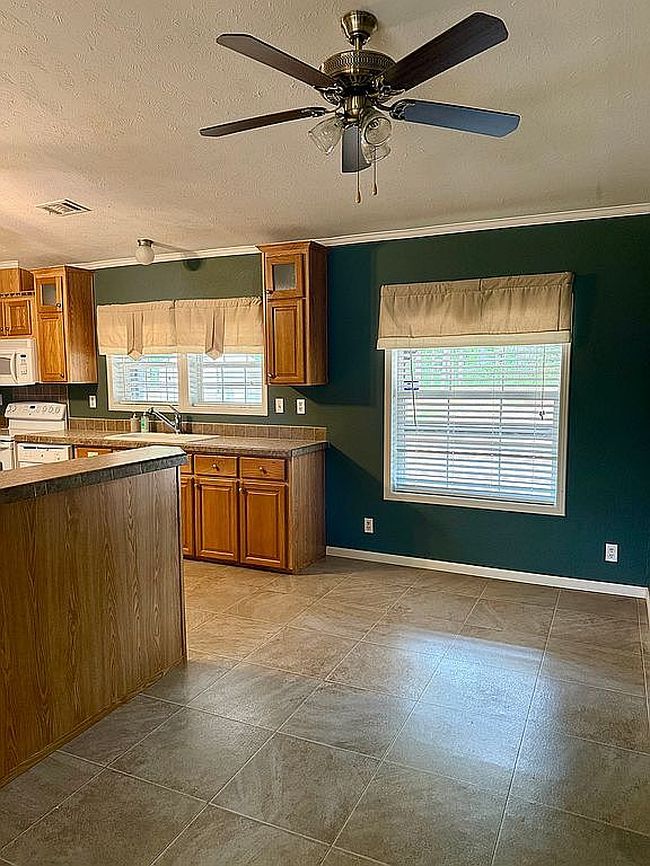 Photo of 7103 E County Road 292, Kilgore, TX