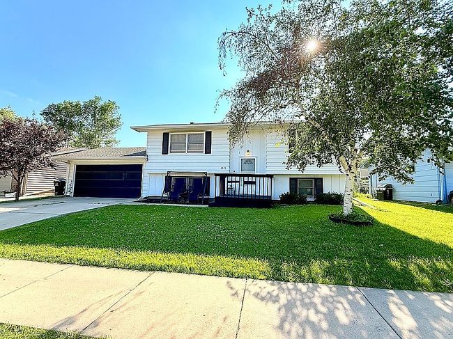 Photo of 3515 Elm Ave