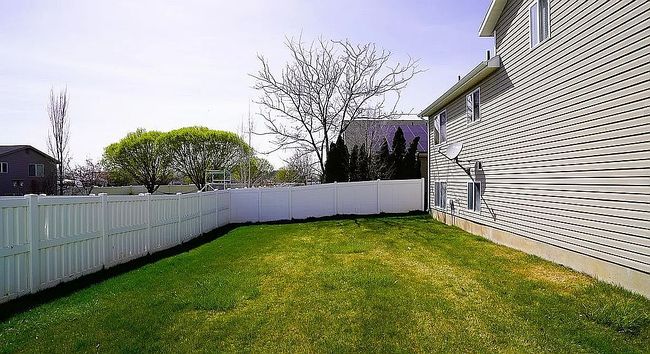Image of 2237 W Craig Ln S