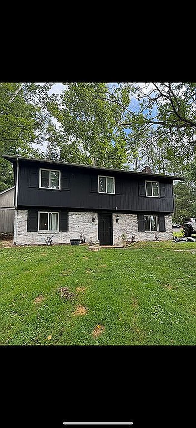 Photo of 616 Ross Rd, Lexington, VA