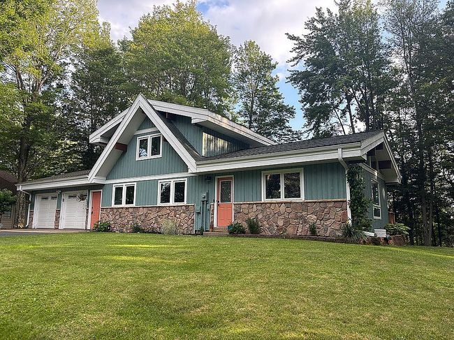 Photo of 111 Birchwood Ln, Cadillac, MI