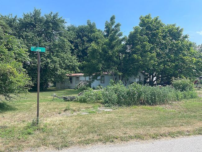 Photo of 12515 N 400 E, Wheatfield, IN