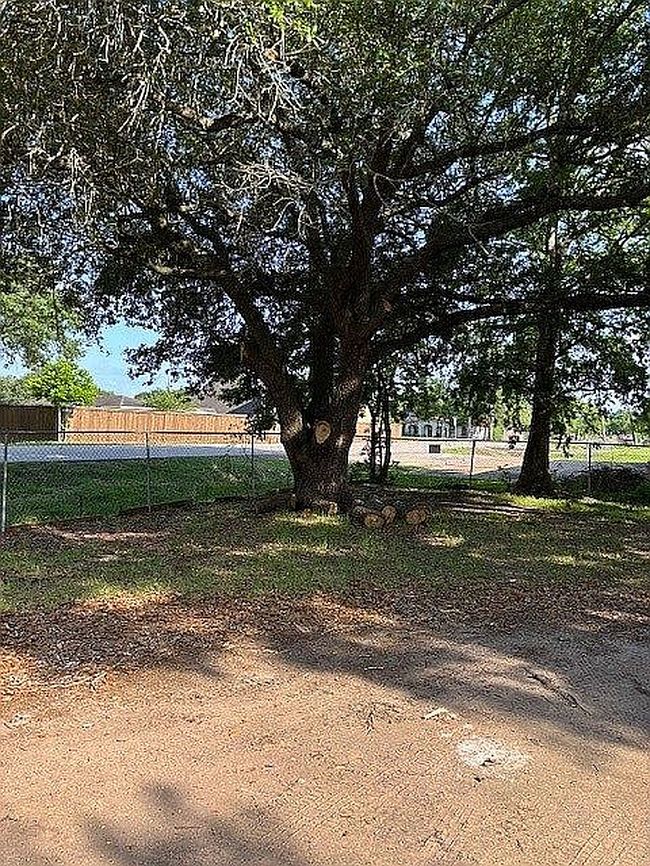 Image of 3825 Harkey Rd