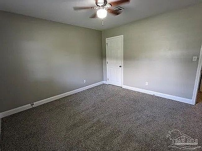 Image of 210 Topeka Rd