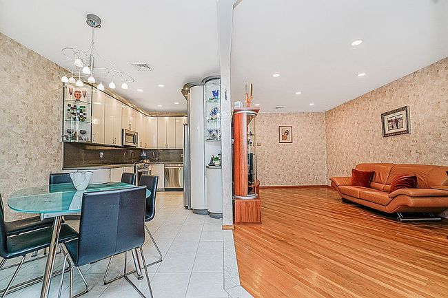 Photo of 2338 E 26th St, Brooklyn, NY