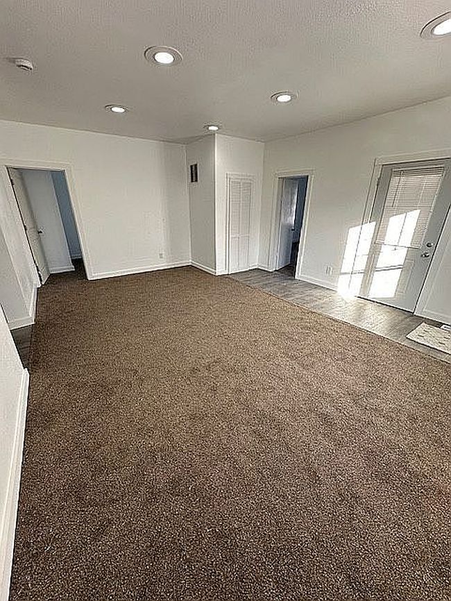 Image of 2621 Marion Ave