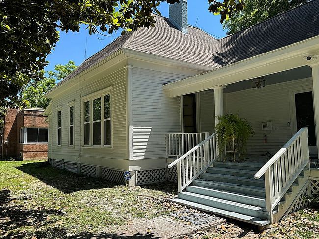 Image of 2421 Avenue G