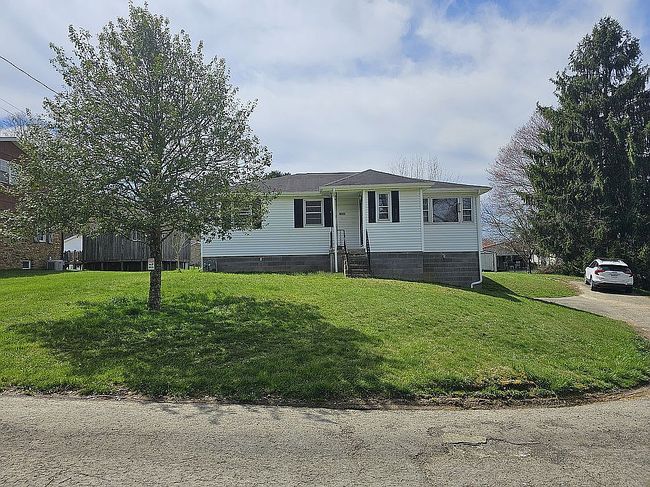 Preview of property located at 1604 Russell Ct