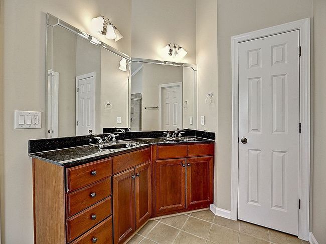 Photo of 2084 Marshalls Ln, Atlanta, GA