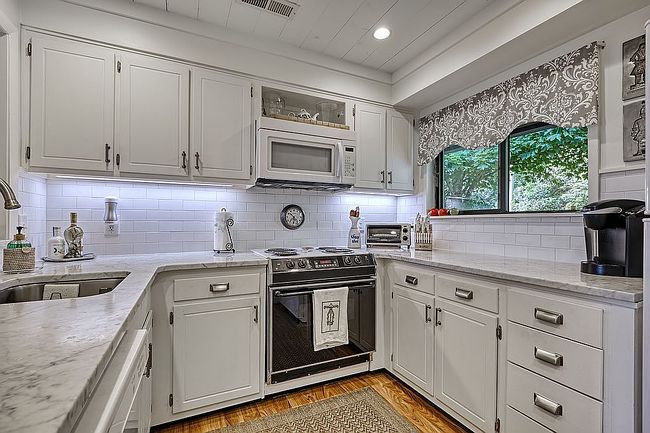 Photo of 1302 Highlands Mountain Club Rd #1302, Highlands, NC