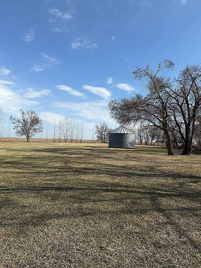 Photo of 404 157th Ave Se, Blanchard, ND