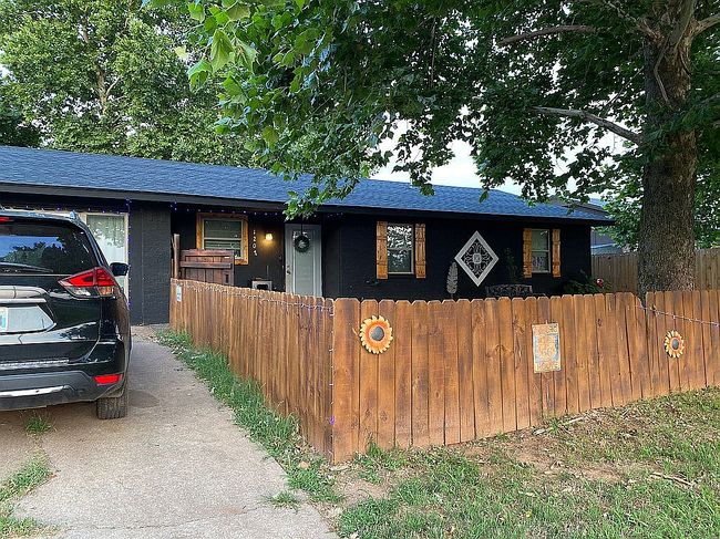 Photo of 1207 N Meridian St, Waurika, OK