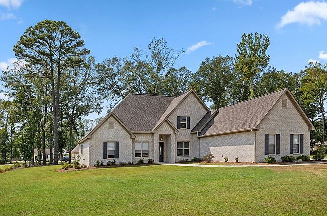 Photo of 301 Leland Dr