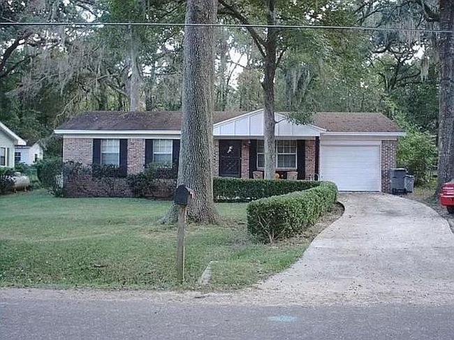 Additional photo 1 of property located at 2007 Harriet Dr