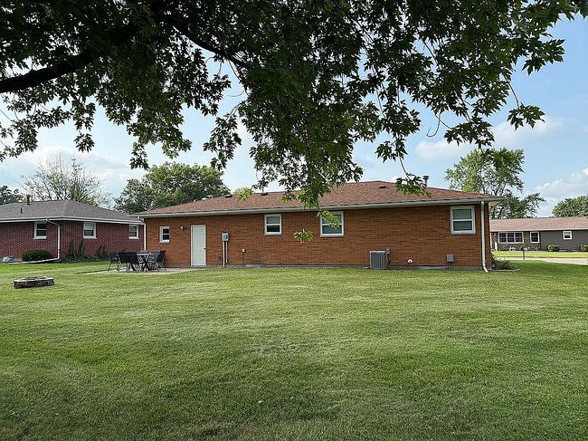 Photo of 609 Starlite Dr, West Point, IA