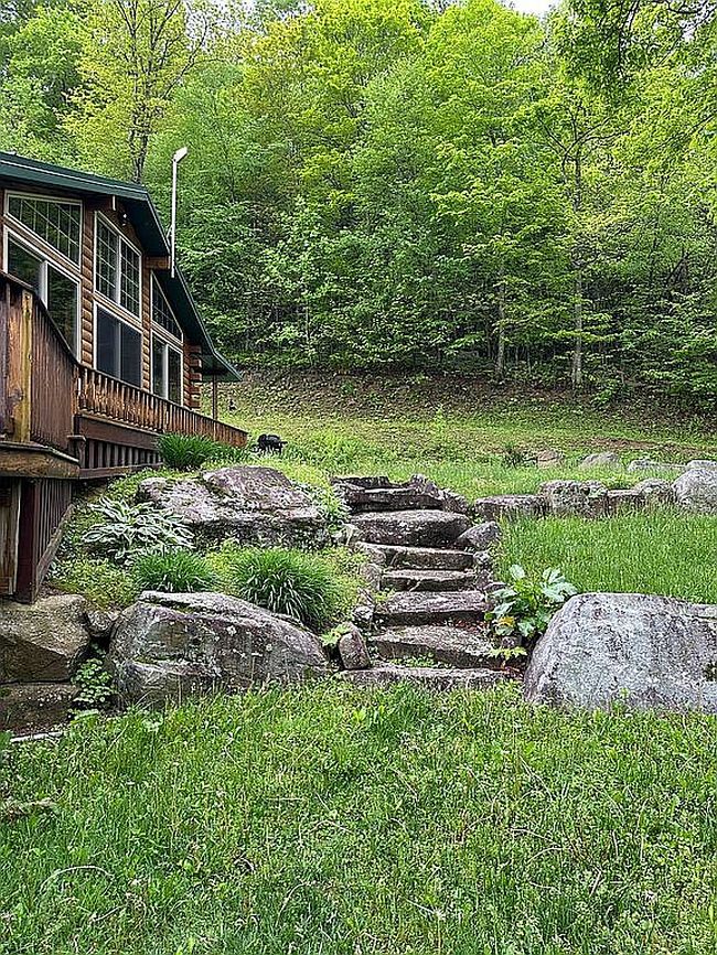 Image of 631 Logan Hollow Rd