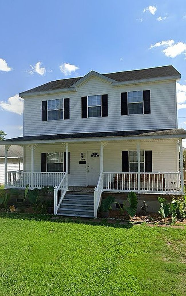 Image of 509 Massachusetts Ave