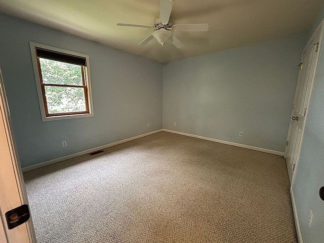 Photo of 26 Acacia Ct, Milroy, PA