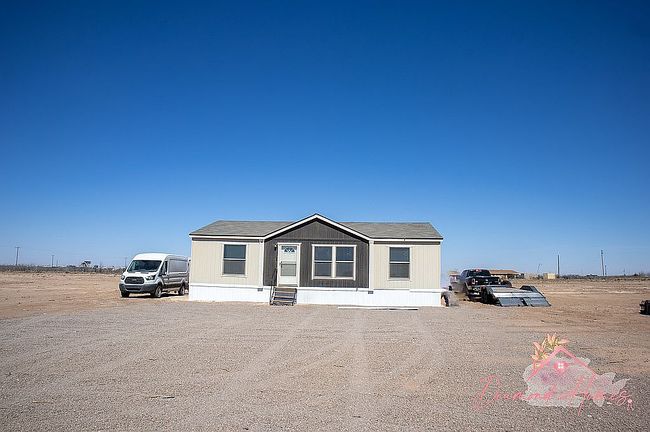 Image of 3015 E Clara Hawthorn St