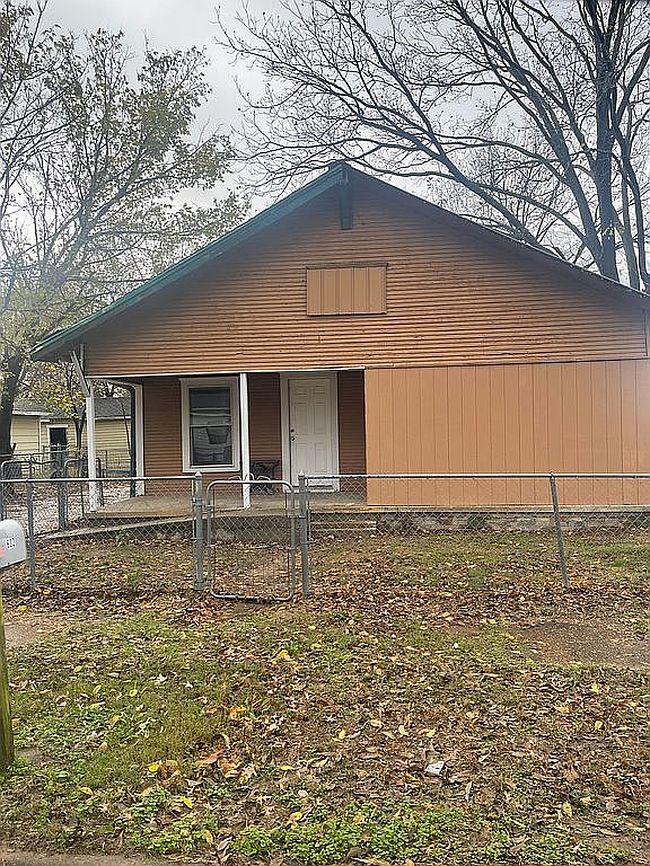 Image of 602 N Taft Ave