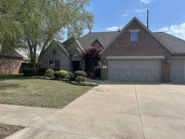 Image of 805 Sw Edinburgh Ave
