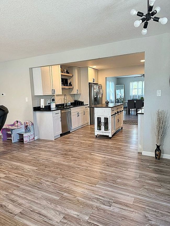 Image of 1614 Alexander Cir