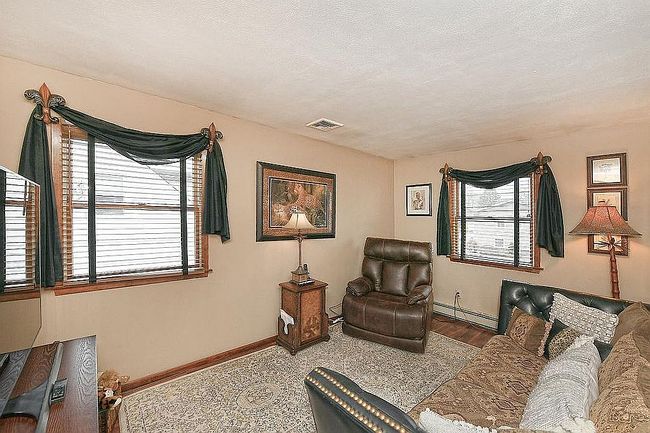 Image of 250 N Delaware Ave