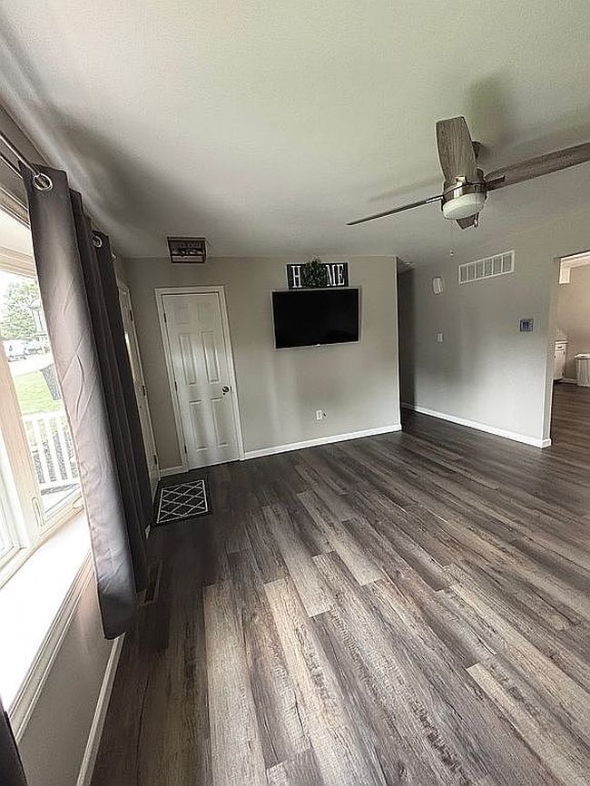 Photo of 510 Hillcrest Dr, Bellefontaine, OH