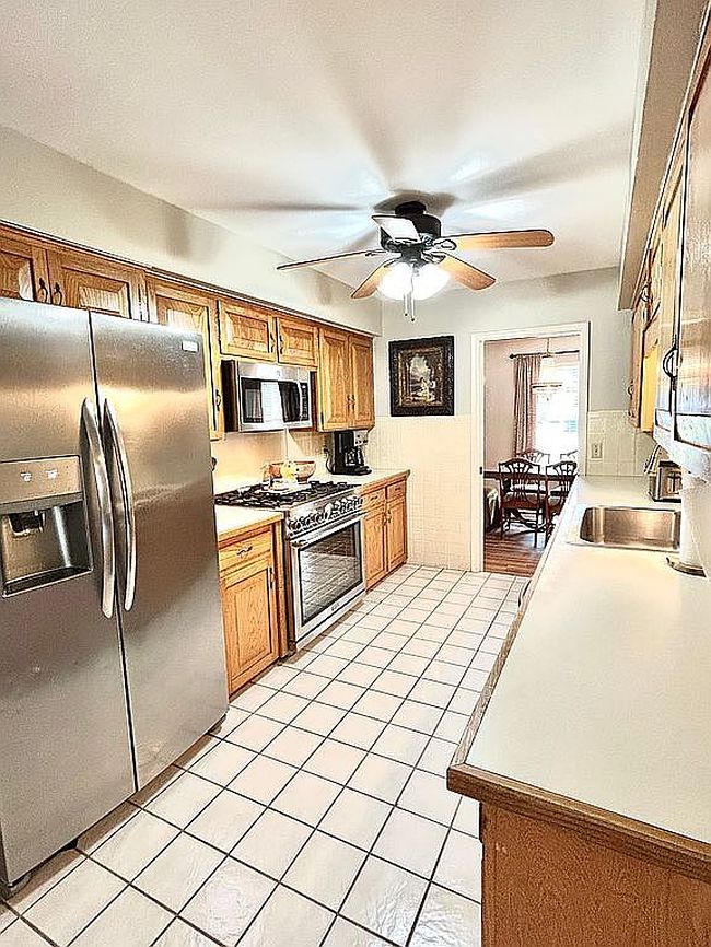 Image of 3400 Diana St