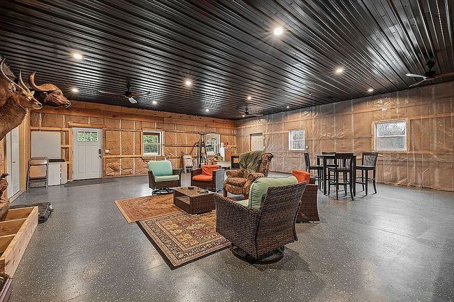 Image of 11901 Scott Rd