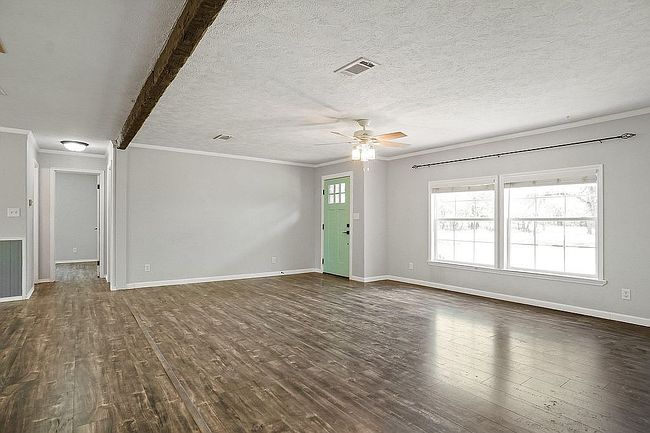 Additional photo 2 of property located at 948 County Road 3840