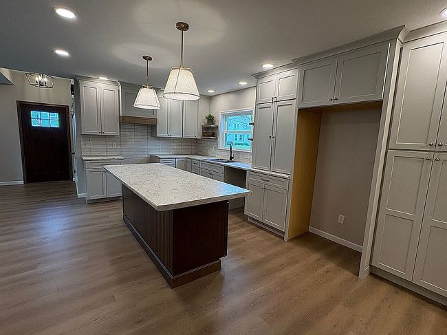 Photo of 515 E Walnut St, Coldwater, OH