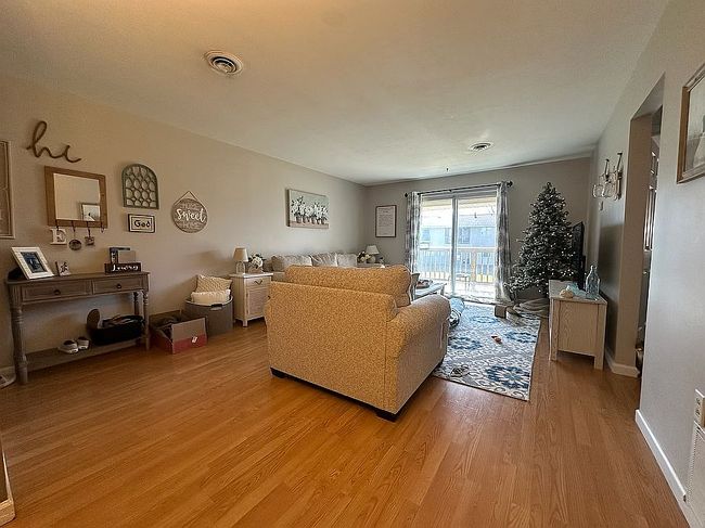 Preview of property located at 2275 N Cable Rd Apt 112