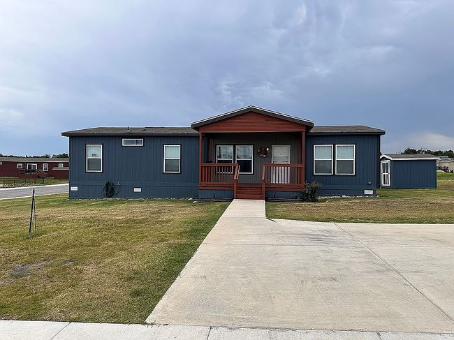 Photo of 385 Split Rail Pkwy, Kyle, TX