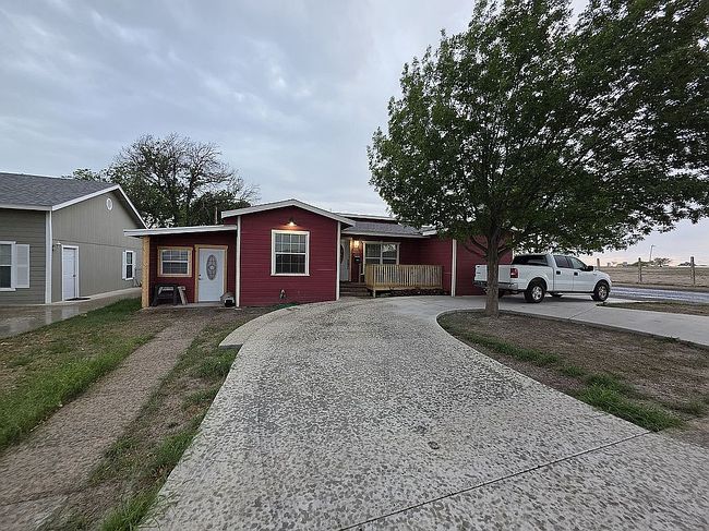 Photo of 1916 N Main St, Del Rio, TX