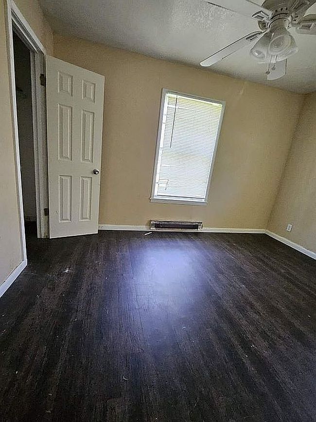 Photo of 1000 E 6th Ave, Corsicana, TX