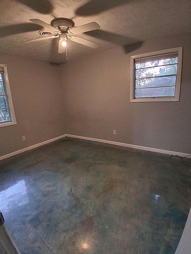 Photo of 542 W Hugh St