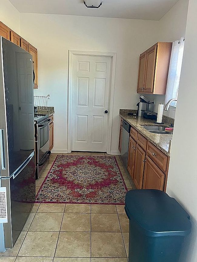 Image of 1095 Anchorage Rd