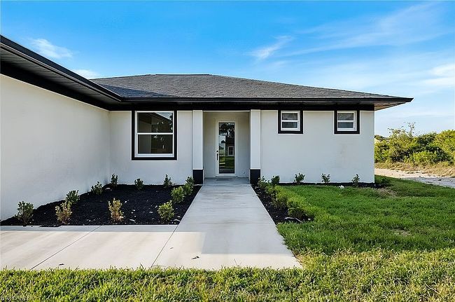 Photo of 3115 69th St W, Lehigh Acres, FL