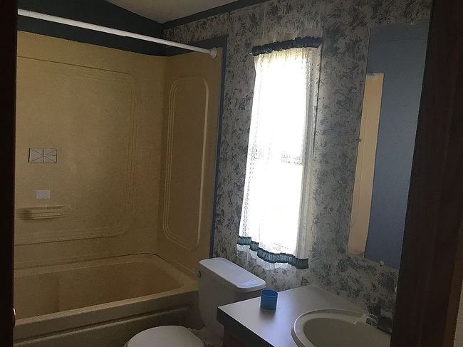 Image of 3805 7th St Ne Trailer 156