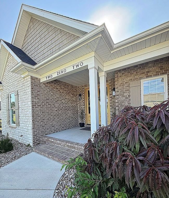 Photo of 202 Three Wood Ln, Campbellsville, KY