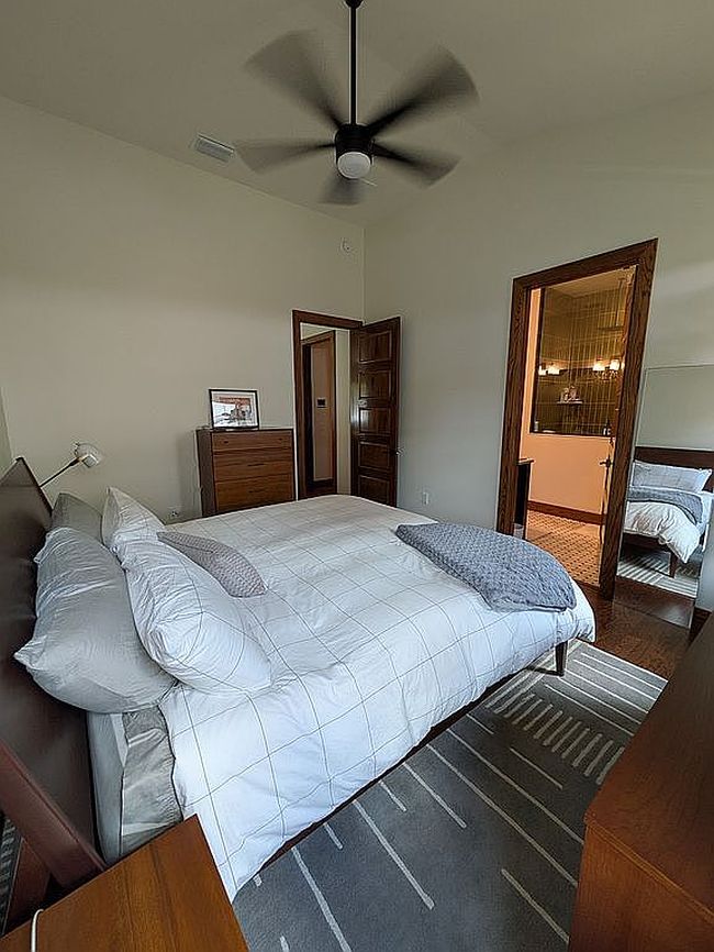 Photo of 1000 S 9th St, Leesburg, FL
