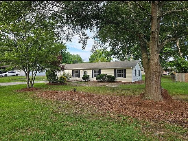 Photo of 1874 North Rd, Snellville, GA