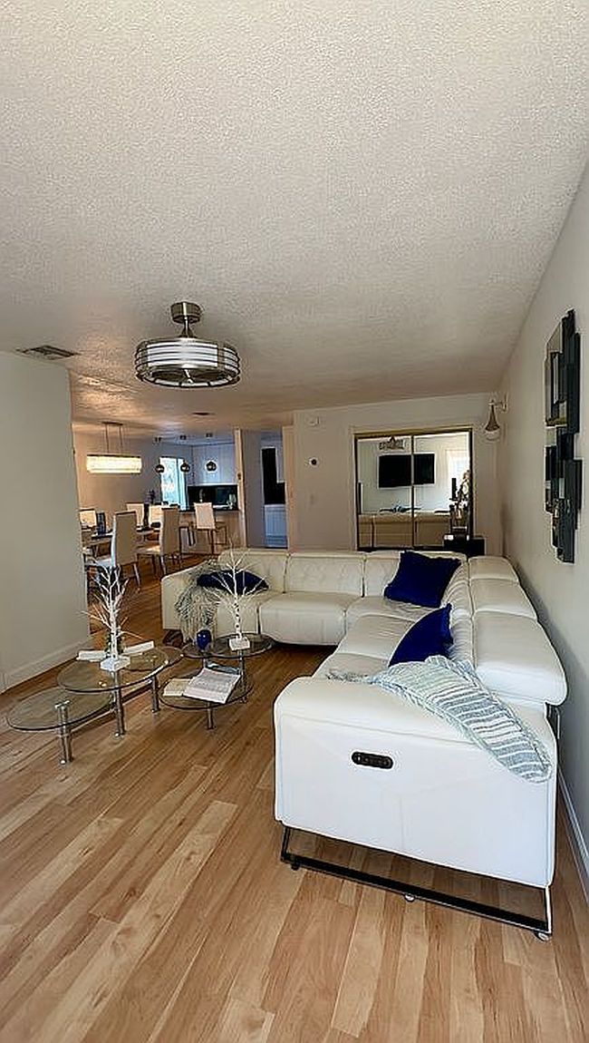 Photo of 4226 Nw 114th Ter, Coral Springs, FL