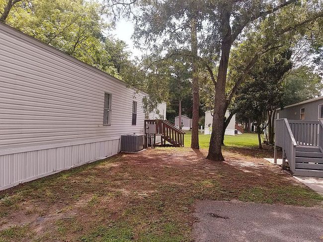 Photo of 110 Castle Dr, Gainesville, FL