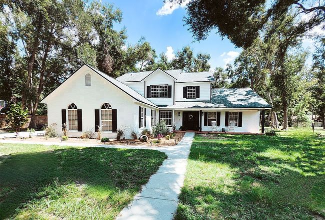 Photo of 11505 Mellow Creek Ln, Riverview, FL