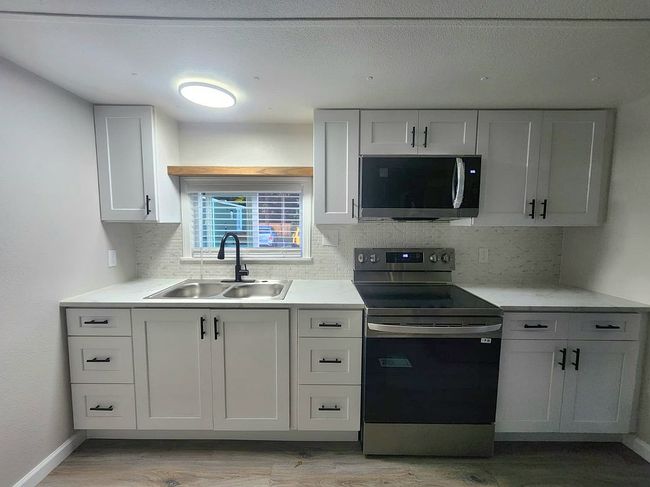 Photo of 7701 Hardeson Rd Unit 37, Everett, WA