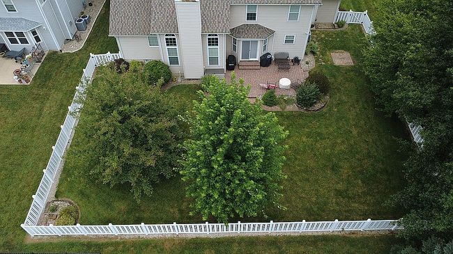 Photo of 104 Oaklawn Dr, Glen Carbon, IL