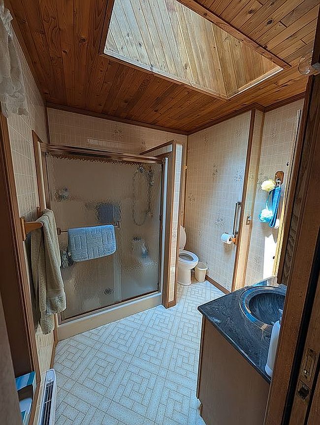 Photo of 3021 Teed Rd, Houghton Lake, MI